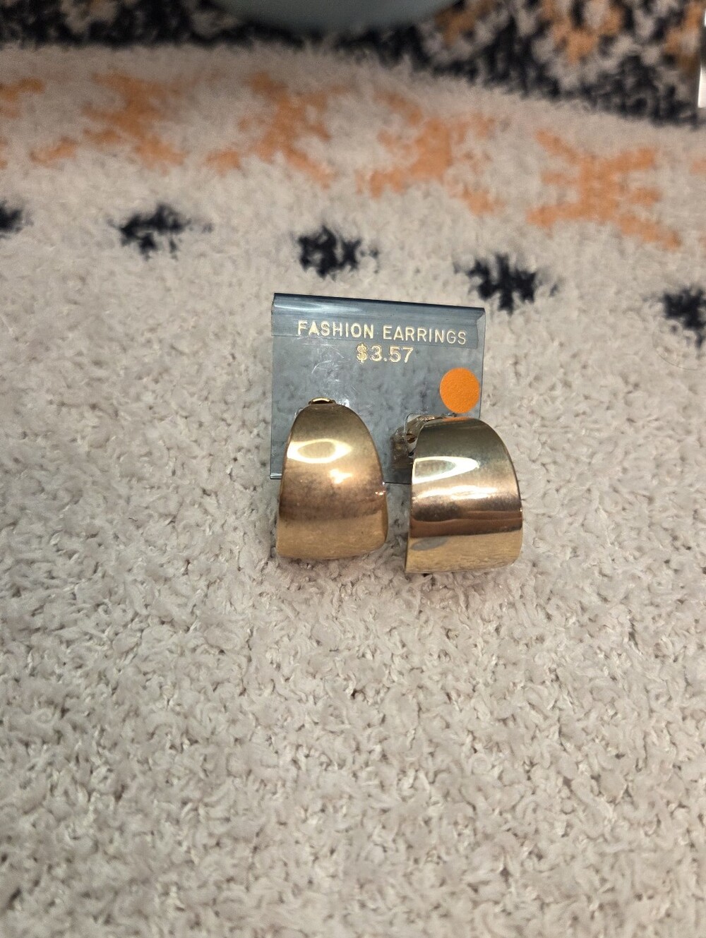 Vintage Gold Tone Dome Half Hoop Clip On Earrings Chic Minimalist Jewelry